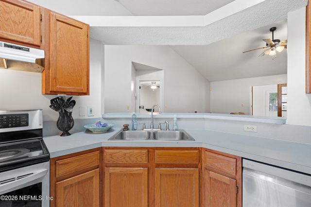752 NOTTINGHAM FOREST Circle, St. Johns, FL 32259