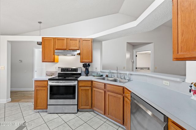 752 NOTTINGHAM FOREST Circle, St. Johns, FL 32259