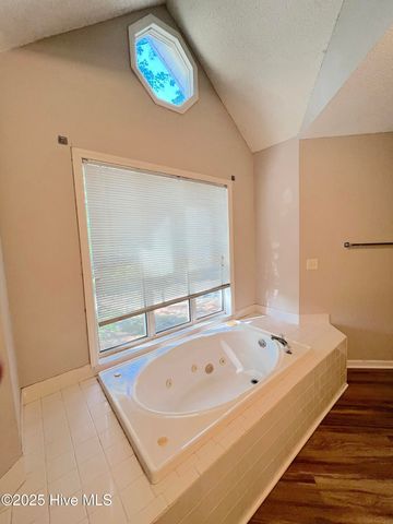 3300 Mulberry Lane H, Greenville, NC 27858