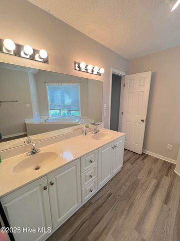 3300 Mulberry Lane H, Greenville, NC 27858