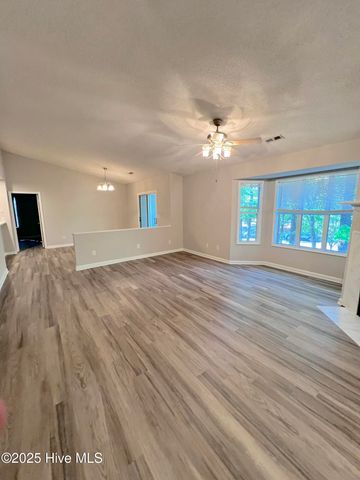 3300 Mulberry Lane H, Greenville, NC 27858