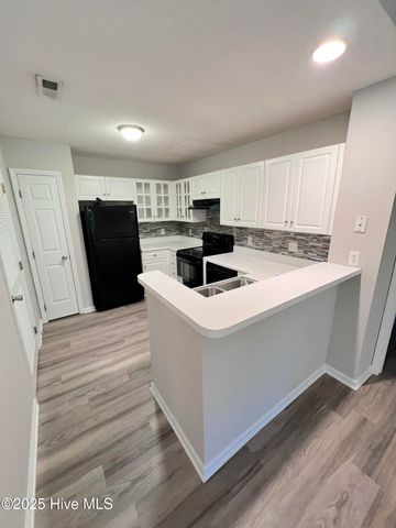 3300 Mulberry Lane H, Greenville, NC 27858