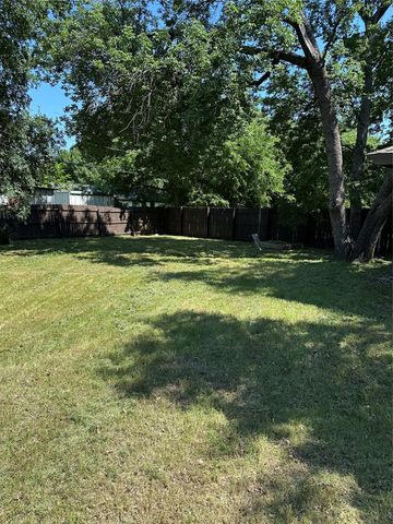 4824 Grove Street, North Richland Hills, TX 76180