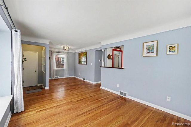 163 Chippewa Avenue, Royal Oak, MI 48073