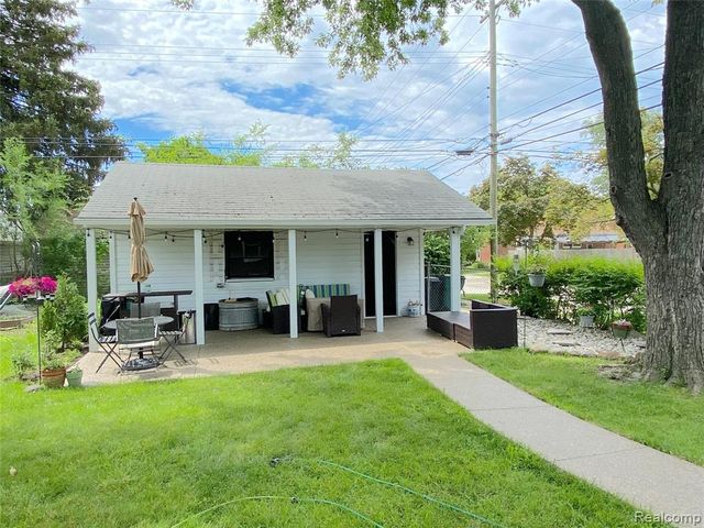 163 Chippewa Avenue, Royal Oak, MI 48073