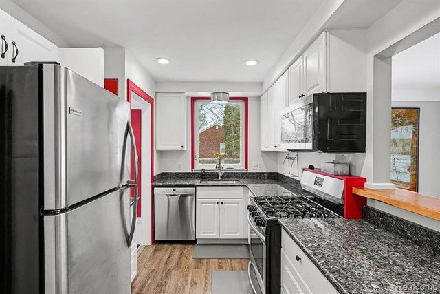 163 Chippewa Avenue, Royal Oak, MI 48073