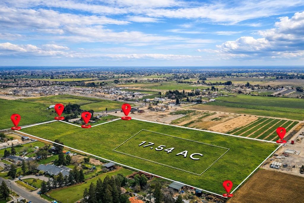 Image 9 of property listing at 3600 N Bryan Avenue, Fresno, CA 93723