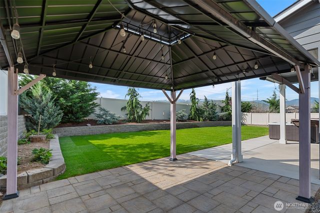 2250 SE Treat Street, East Wenatchee, WA 98802