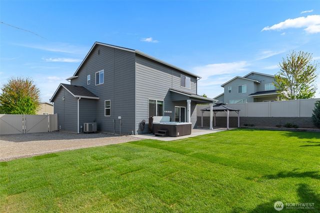 2250 SE Treat Street, East Wenatchee, WA 98802