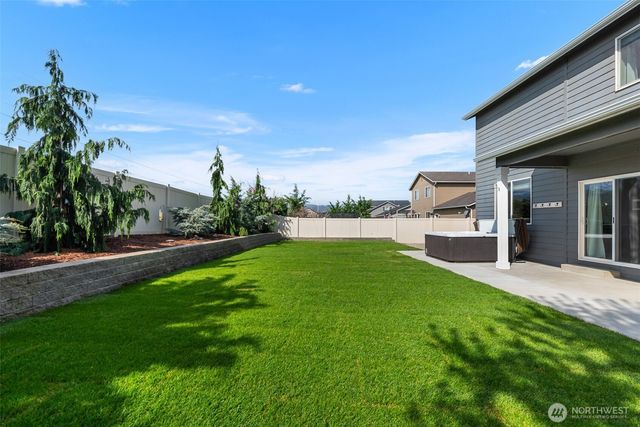 2250 SE Treat Street, East Wenatchee, WA 98802