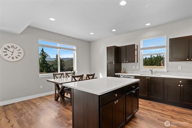 2250 SE Treat Street, East Wenatchee, WA 98802