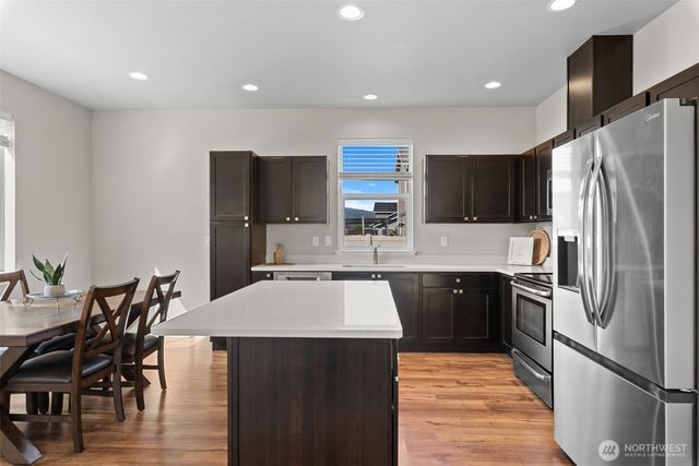 2250 SE Treat Street, East Wenatchee, WA 98802