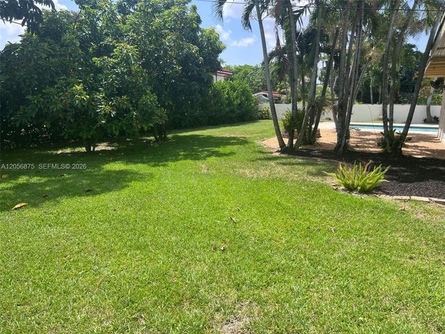 880 Azalea Court, Plantation, FL 33317