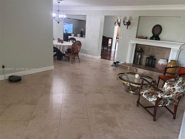 880 Azalea Court, Plantation, FL 33317