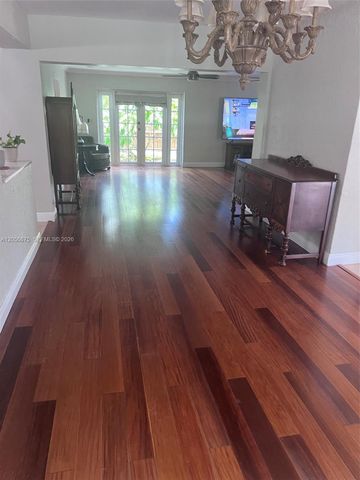 880 Azalea Court, Plantation, FL 33317