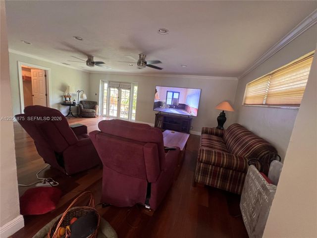 880 Azalea Court, Plantation, FL 33317