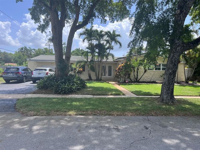 880 Azalea Court, Plantation, FL 33317