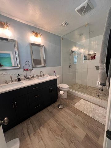 880 Azalea Court, Plantation, FL 33317