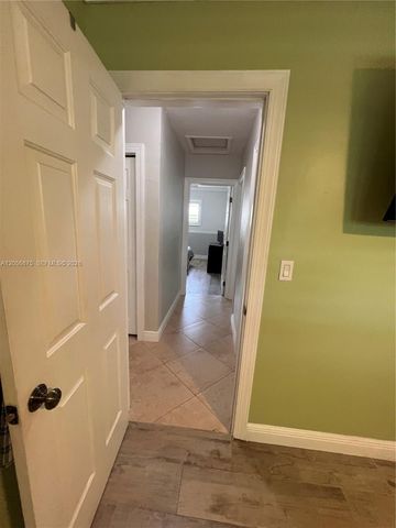 880 Azalea Court, Plantation, FL 33317