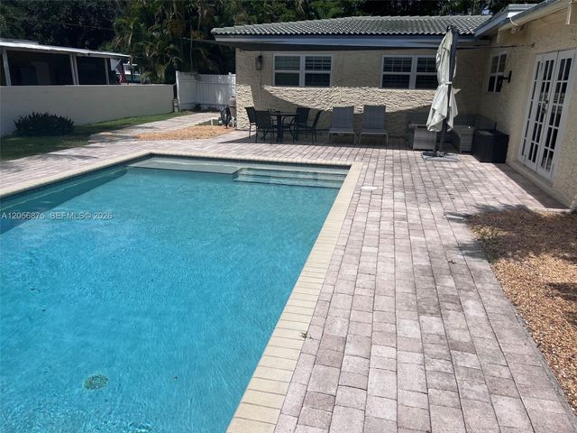 880 Azalea Court, Plantation, FL 33317