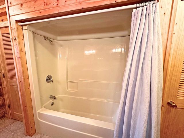 N13038 HICKS LANDING ROAD, Fifield, WI 54524