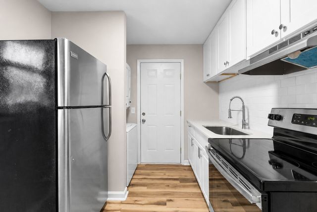 895 W Sharpe Ave, Nashville, TN 37206