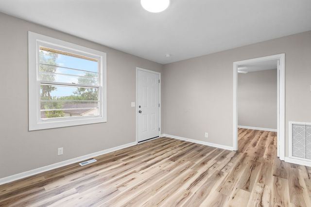 895 W Sharpe Ave, Nashville, TN 37206