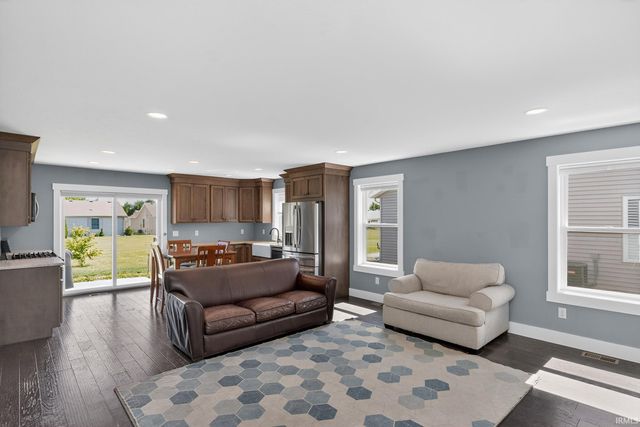 1633 Clover Creek Lane, Goshen, IN 46526