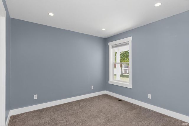 1633 Clover Creek Lane, Goshen, IN 46526