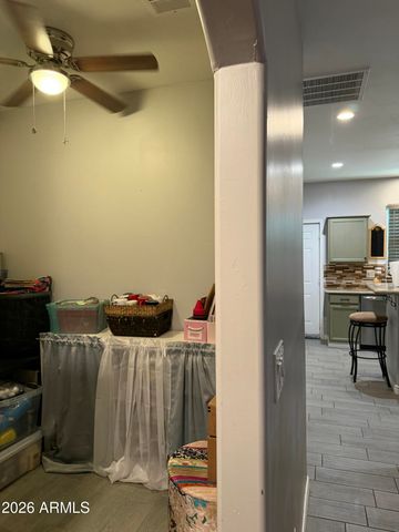 104 W PUEBLO Avenue, Phoenix, AZ 85041