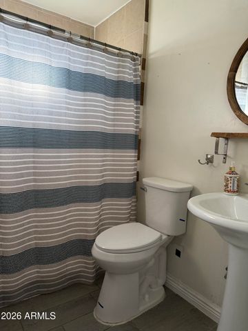 104 W PUEBLO Avenue, Phoenix, AZ 85041