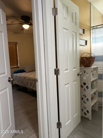 104 W PUEBLO Avenue, Phoenix, AZ 85041