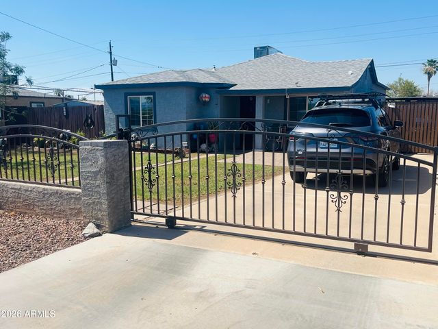 104 W PUEBLO Avenue, Phoenix, AZ 85041