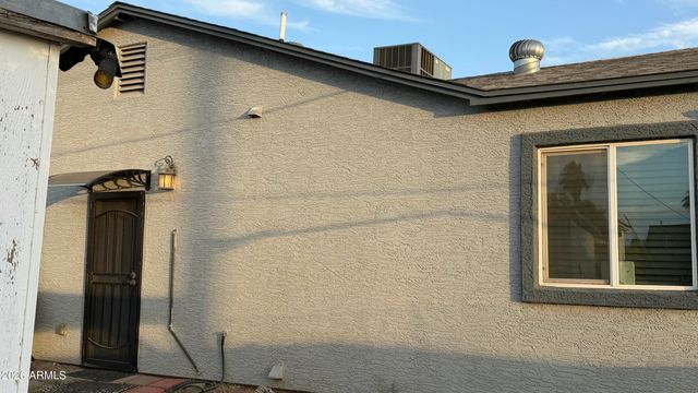 104 W PUEBLO Avenue, Phoenix, AZ 85041