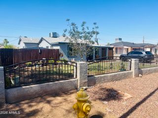 104 W PUEBLO Avenue, Phoenix, AZ 85041