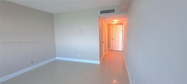 2501 S OCEAN DR PH23, Hollywood, FL 33019