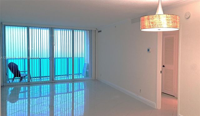 2501 S OCEAN DR PH23, Hollywood, FL 33019