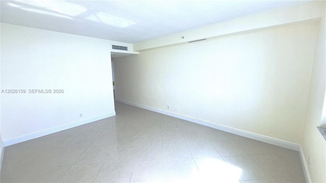 2501 S OCEAN DR PH23, Hollywood, FL 33019