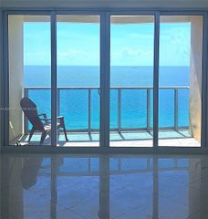 2501 S OCEAN DR PH23, Hollywood, FL 33019