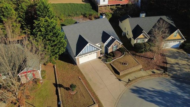 107 Logan Creek Court, Dallas, GA 30132