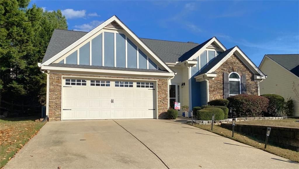 107 Logan Creek Court, Dallas, GA 30132