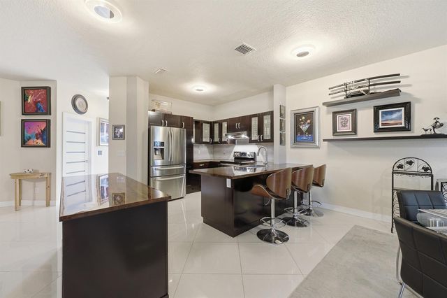5673 NW 117th Avenue, Coral Springs, FL 33076