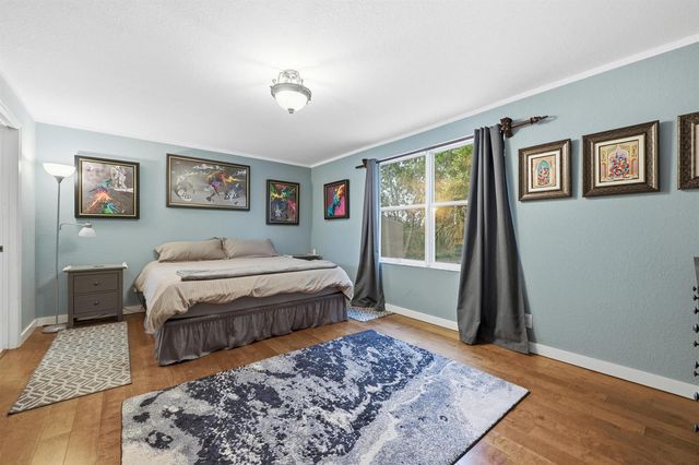 5673 NW 117th Avenue, Coral Springs, FL 33076