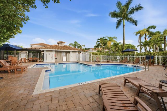 5673 NW 117th Avenue, Coral Springs, FL 33076