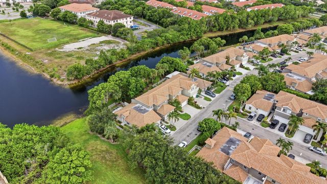 5673 NW 117th Avenue, Coral Springs, FL 33076