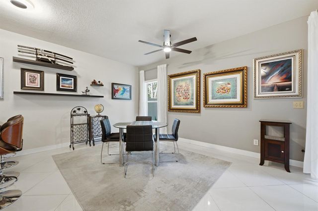 5673 NW 117th Avenue, Coral Springs, FL 33076