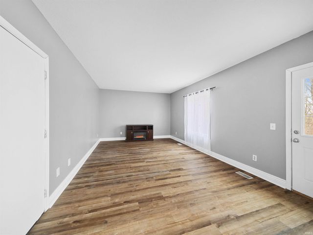 6229 Bellingham Lane, Fort Wayne, IN 46835