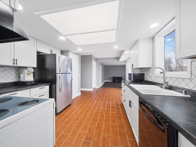 6229 Bellingham Lane, Fort Wayne, IN 46835