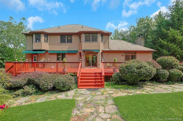 141 Old Tuxedo Road, Monroe, NY 10950