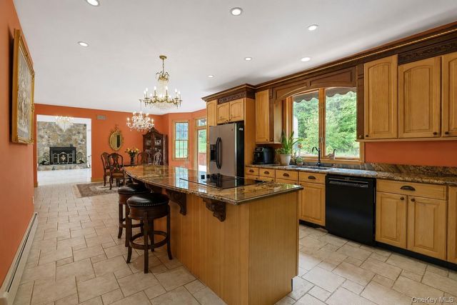 141 Old Tuxedo Road, Monroe, NY 10950